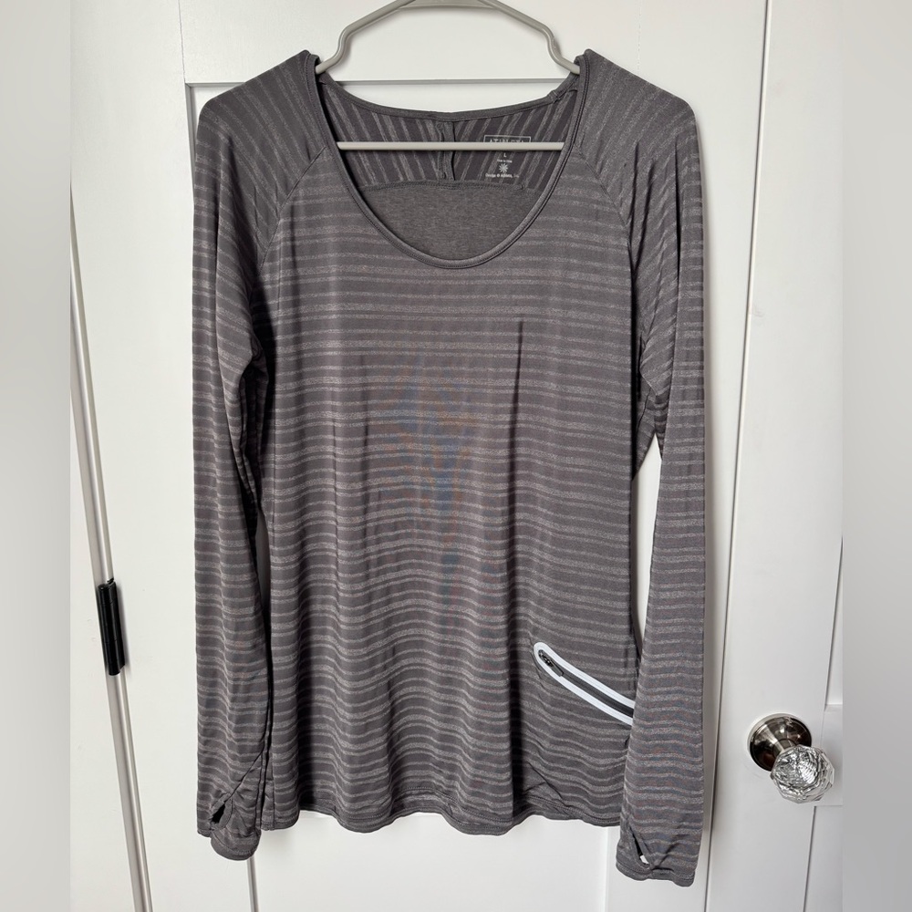 Athleta Women’s Gray Striped Long Sleeve Top size large